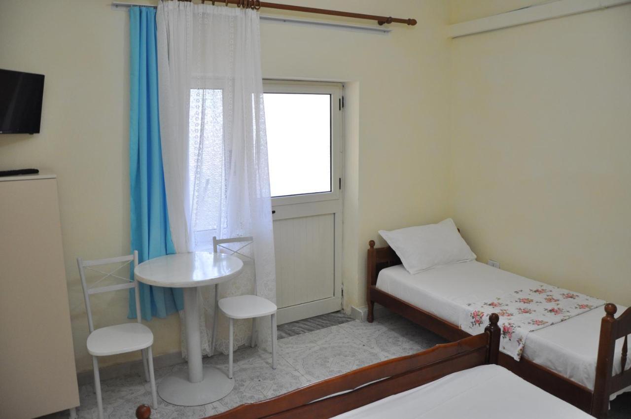 Guesthouse Novi Durres Exterior photo