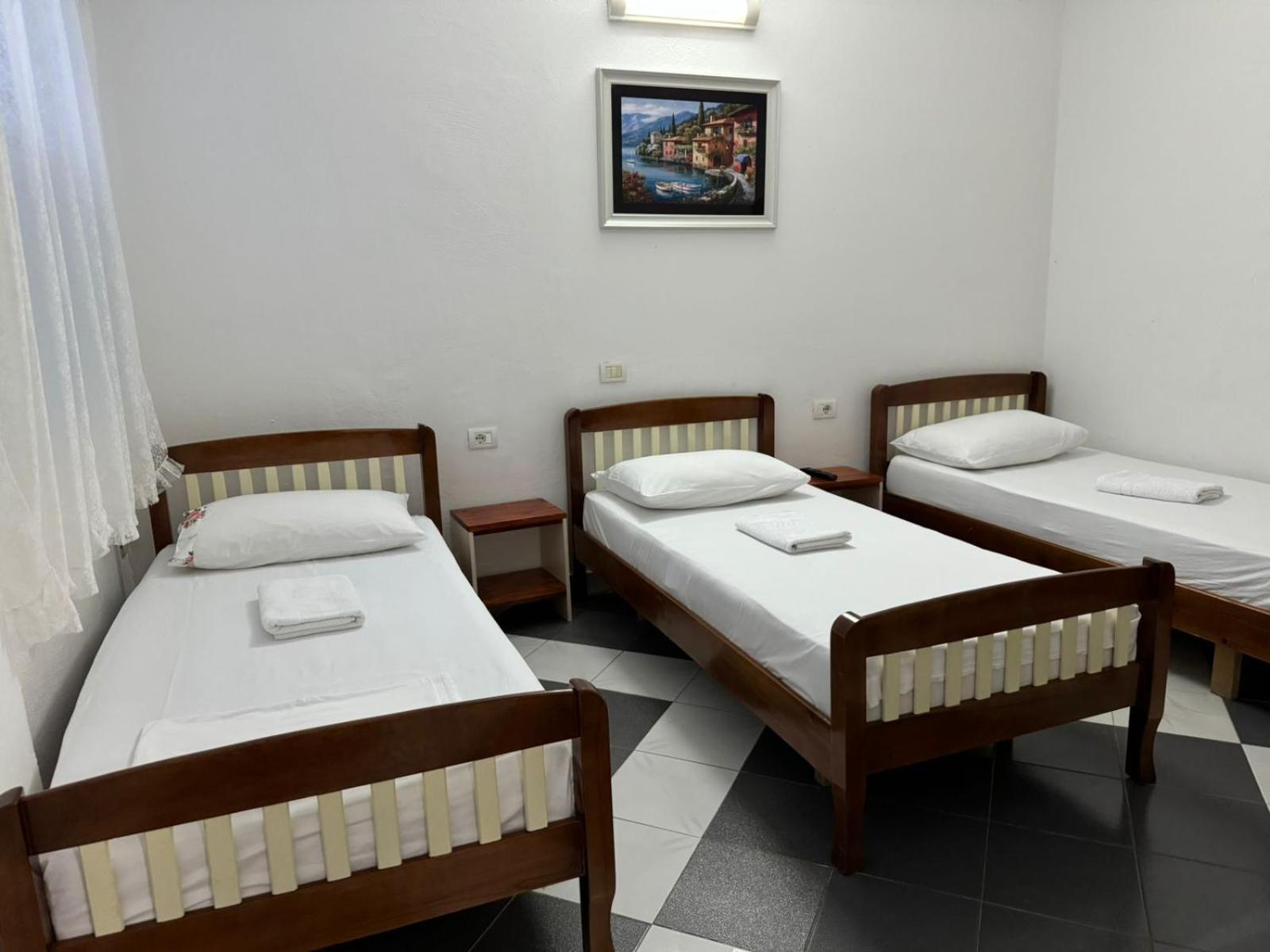Guesthouse Novi Durres Exterior photo