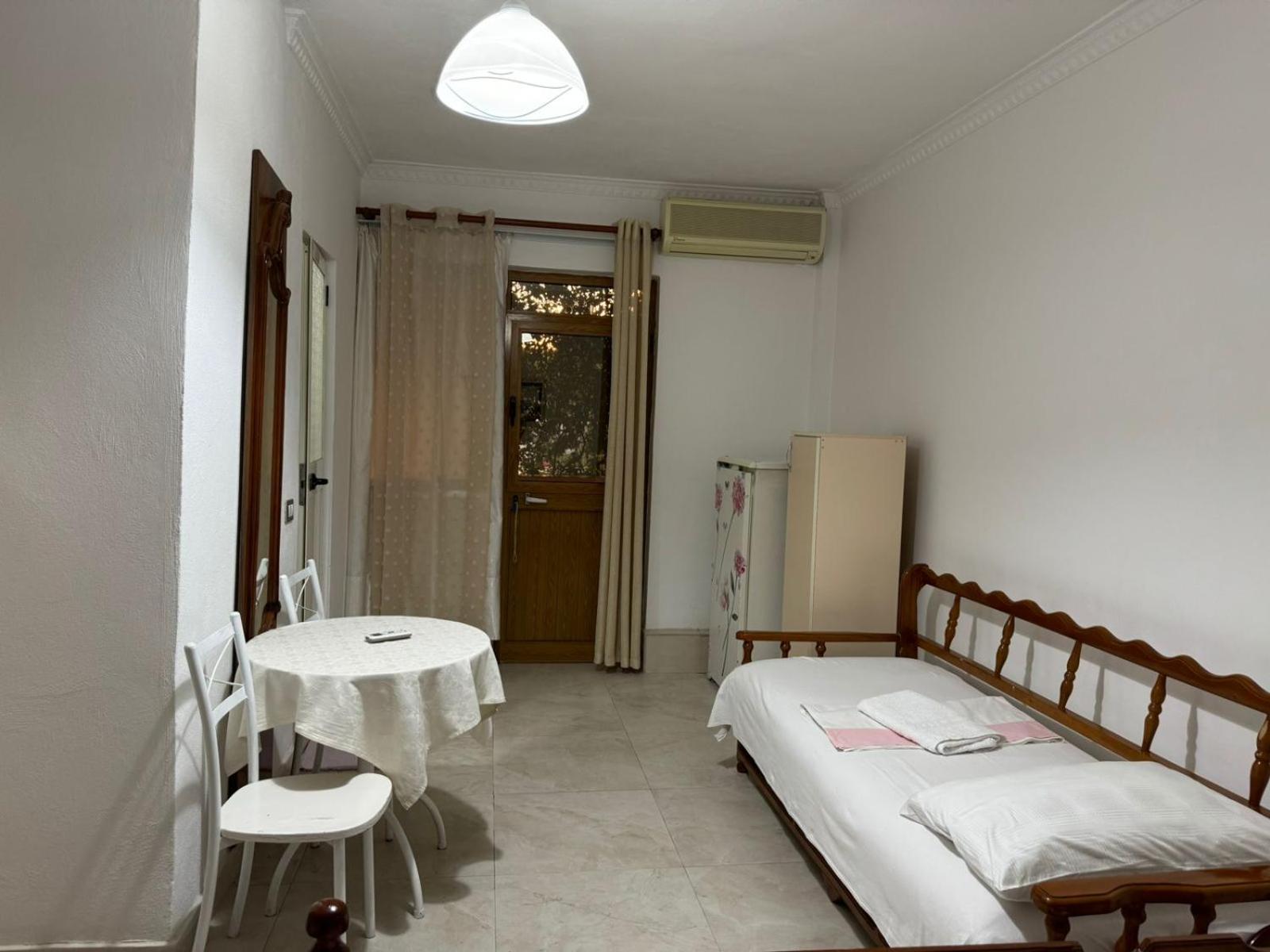 Guesthouse Novi Durres Exterior photo