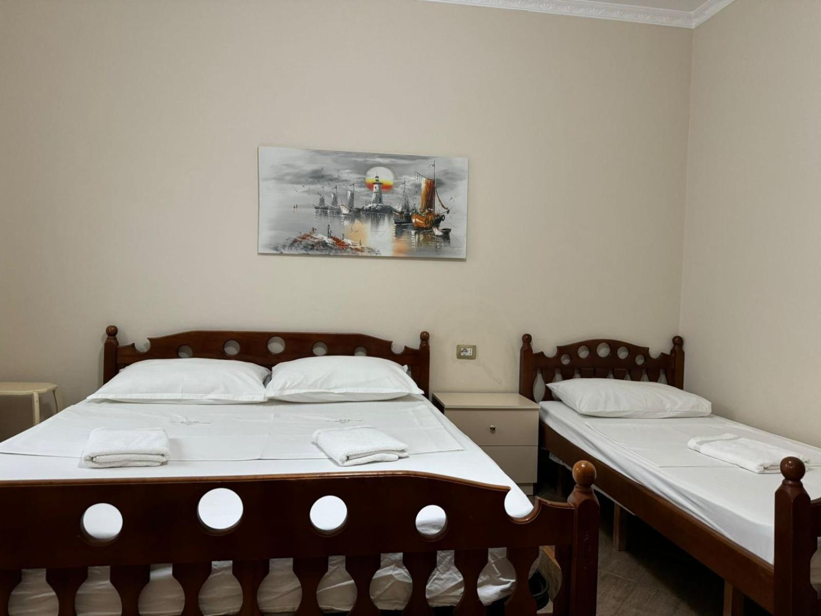 Guesthouse Novi Durres Exterior photo