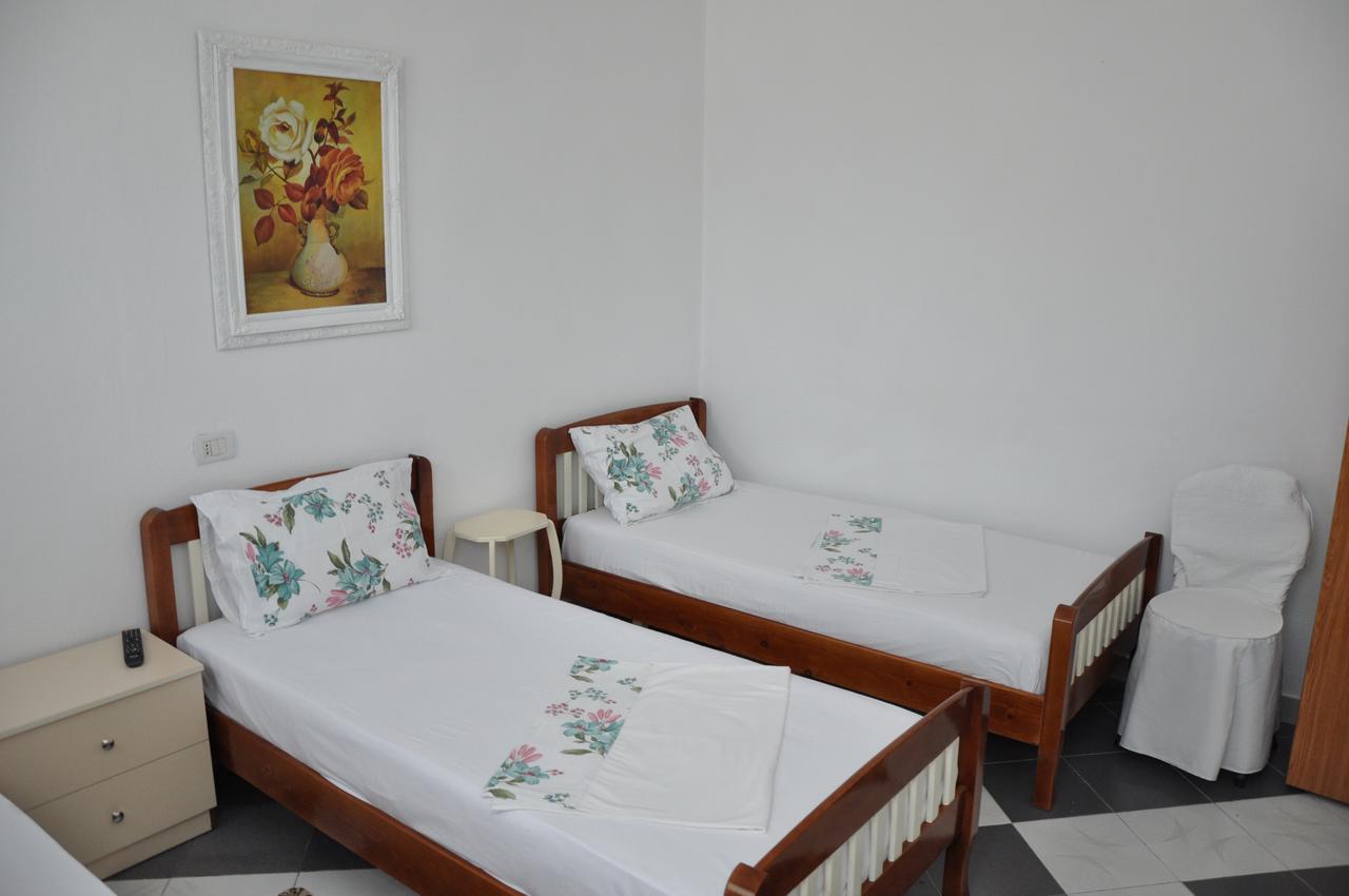 Guesthouse Novi Durres Exterior photo